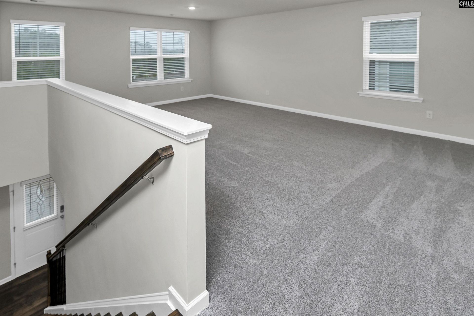 430 Leathertree Lane Photo 27