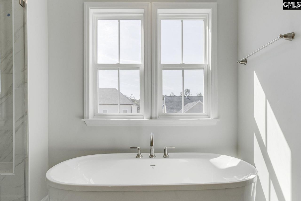 625 Falling Leaf Lane  Photo 16