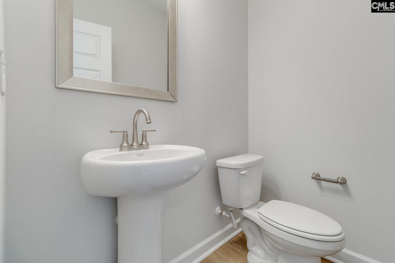 625 Falling Leaf Lane  Photo 23