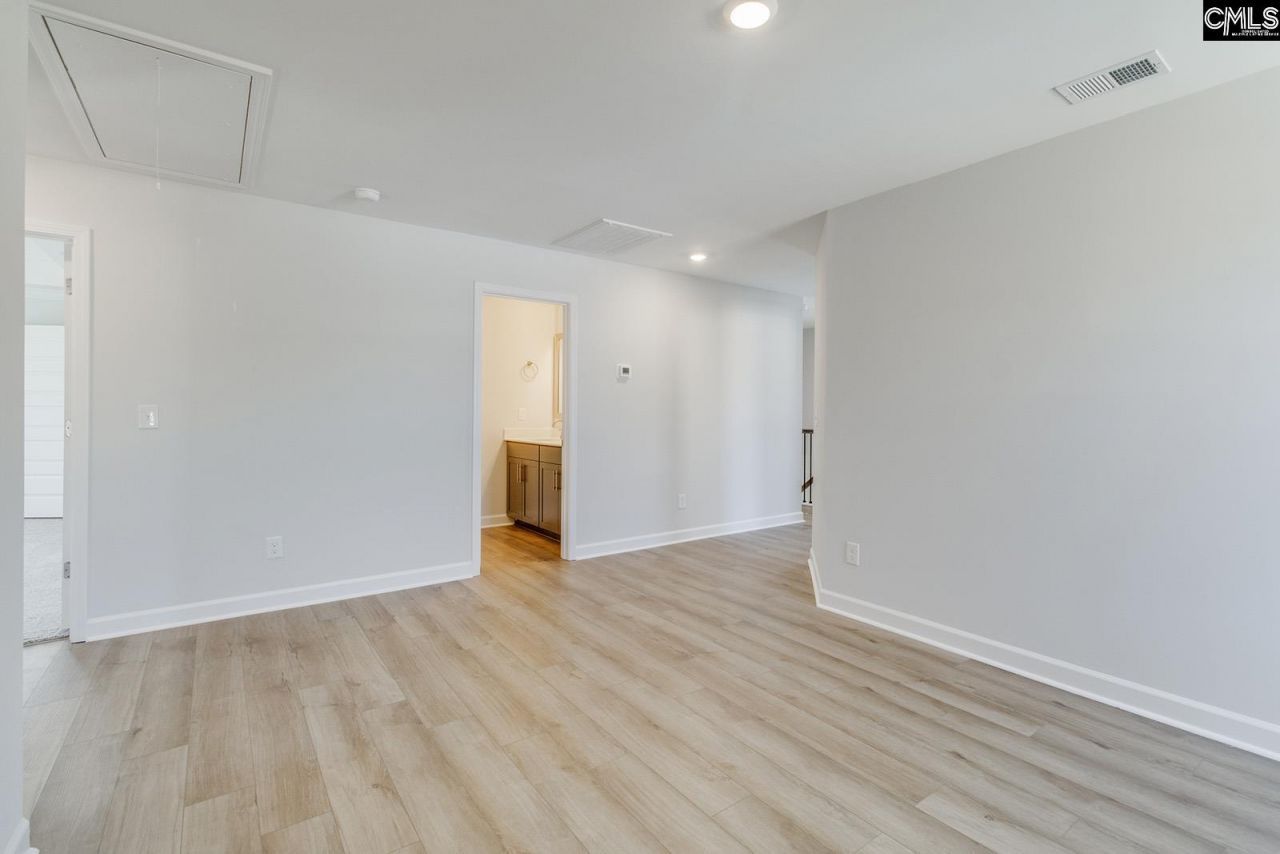 625 Falling Leaf Lane  Photo 26