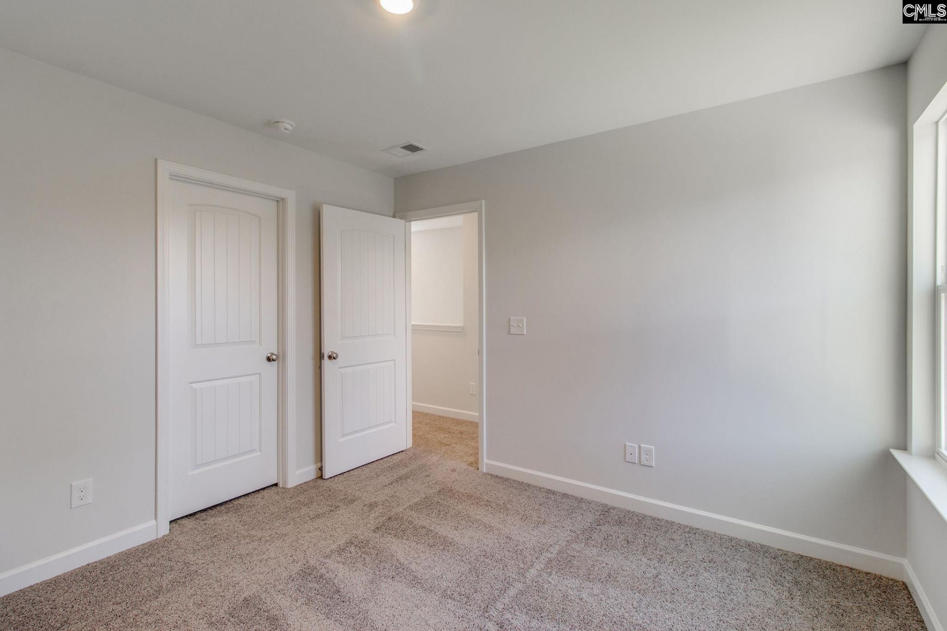 625 Falling Leaf Lane Photo 29