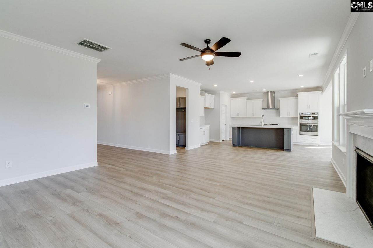 625 Falling Leaf Lane  Photo 4