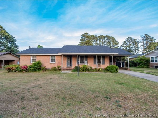 518 College Drive, Raeford, NC 28376