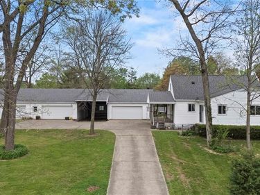 2762 Old Yellow Springs Road, Fairborn, OH 45324