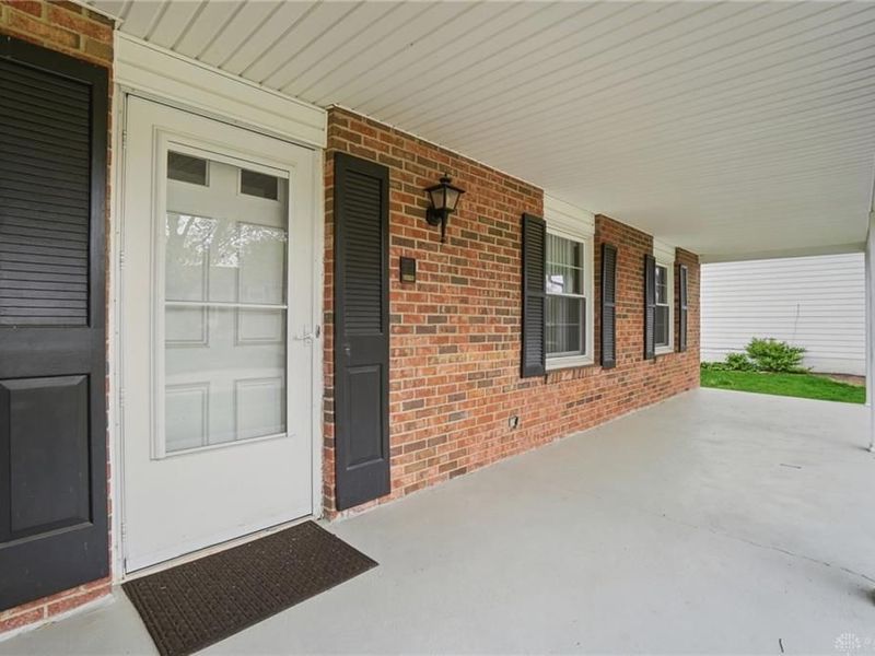 6650 Ranch Hill Drive, Clayton, OH 45415 Photo 4