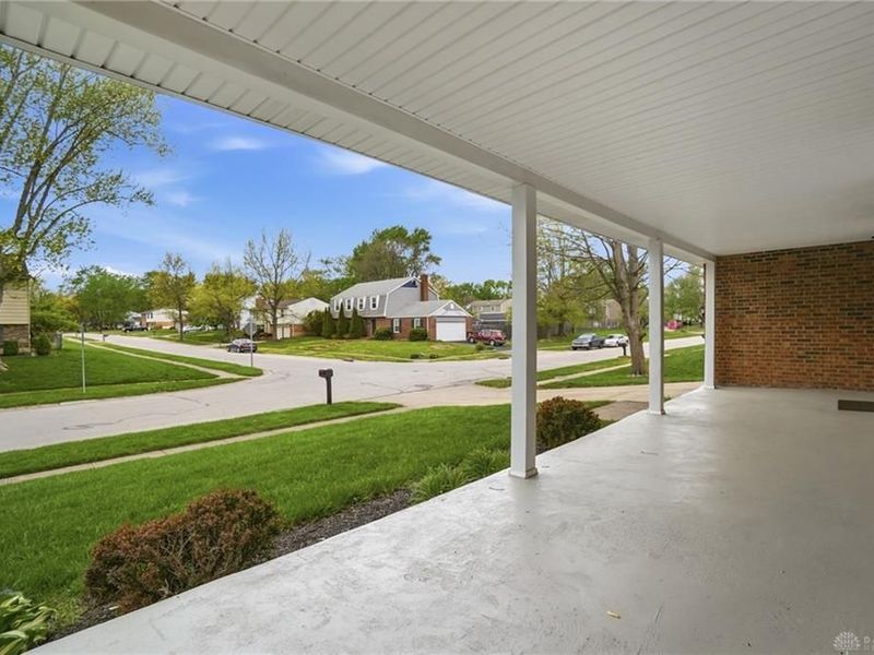 6650 Ranch Hill Drive, Clayton, OH 45415 Photo 5