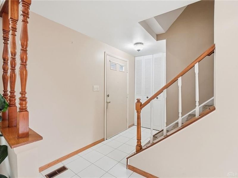 6650 Ranch Hill Drive, Clayton, OH 45415 Photo 6