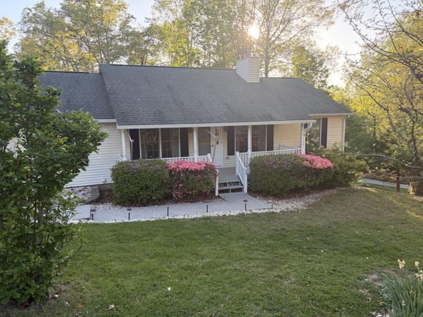 95 Indian Pointe DR , Hardy, VA 24101