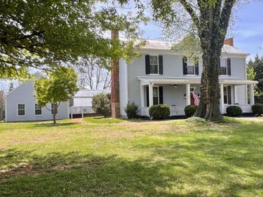 260 North Main St, Amherst, VA 24521