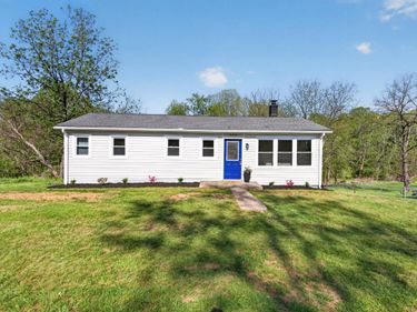228 Chapel Lane, Lynchburg, VA 24501