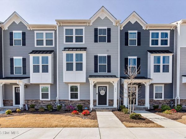 204 Lydia Street , Moyock, NC 27958