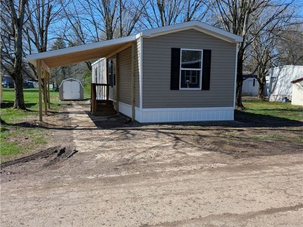 313 Grandview Drive , Arcade, NY 14009