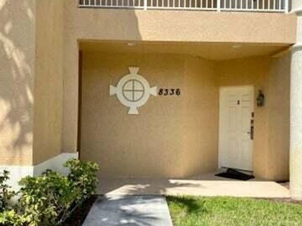 8336 Mulligan Circle, Unit 2012 Side, Port St. Lucie, FL 34986