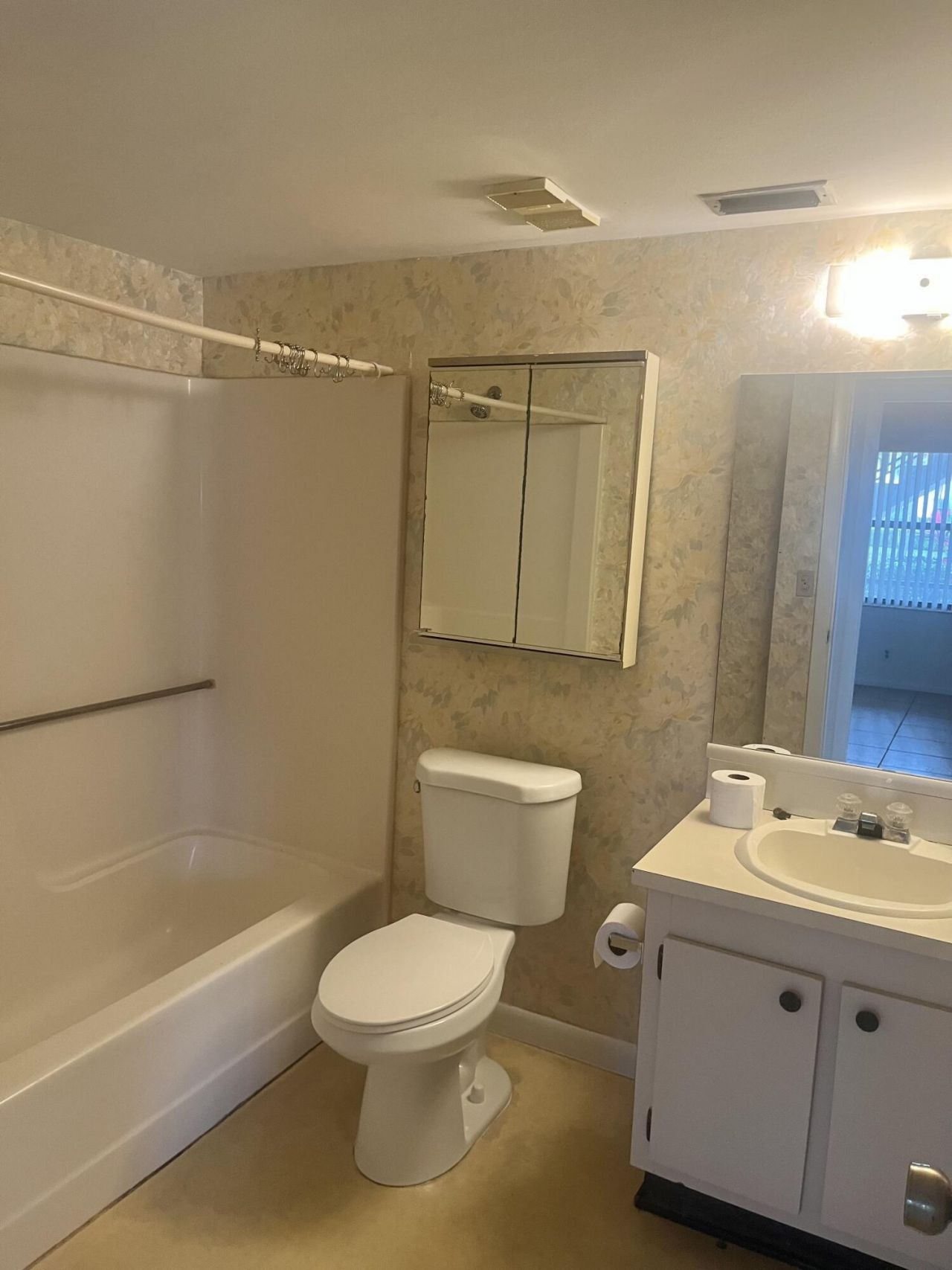 7178 Golf Colony Court, Unit 101, Lake Worth, FL 33467 Photo