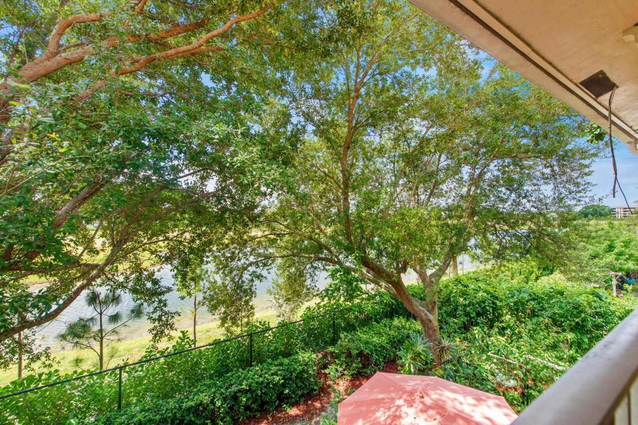 8460 NW 40th Street, Unit 84 60, Coral Springs, FL 33065 Photo