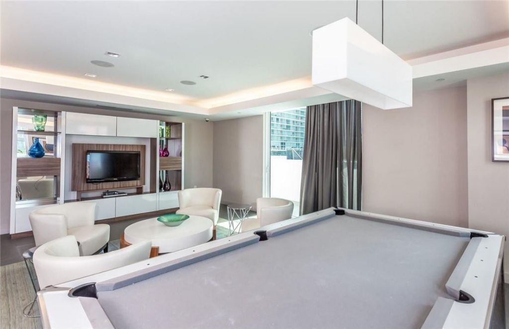 110 SW 12 Street, Unit 907, Miami, FL 33130 Photo