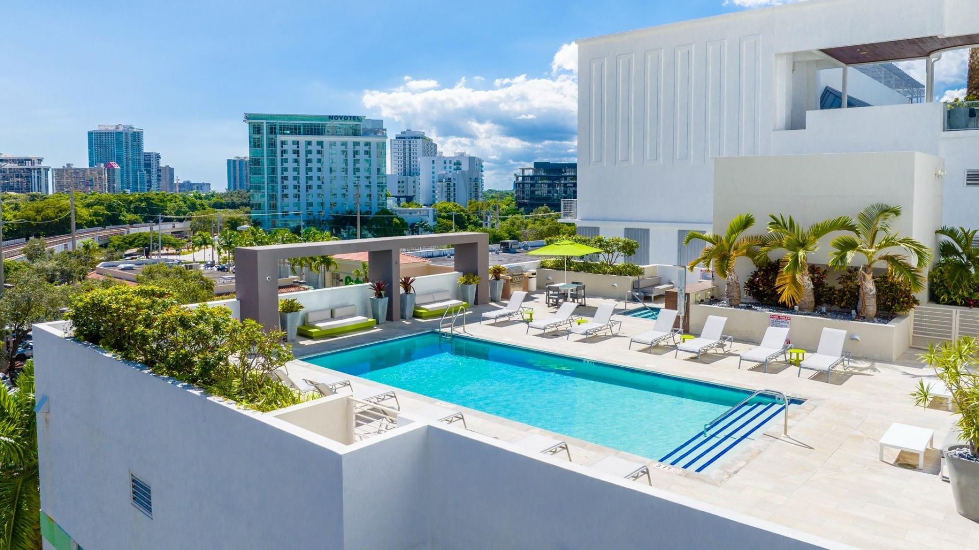 110 SW 12 Street, Unit 907, Miami, FL 33130 Photo