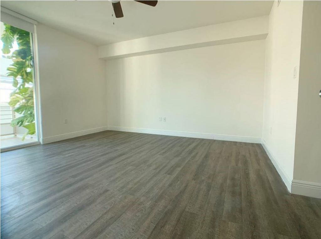 110 SW 12 Street, Unit 907, Miami, FL 33130 Photo