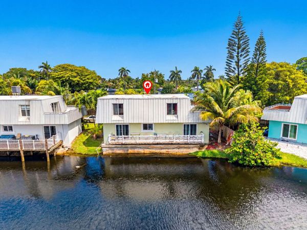 1380 NE 40th Drive, Oakland Park, FL 33334