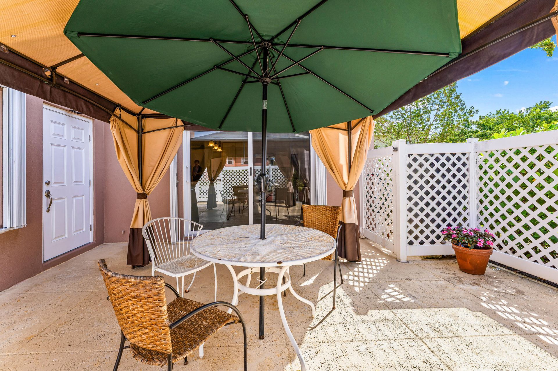 3136 Kingston Court, West Palm Beach, FL 33409 Photo