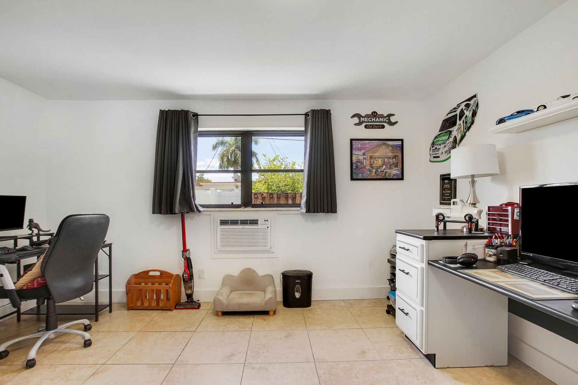 104 N 31st Court, Hollywood, FL 33021 Photo