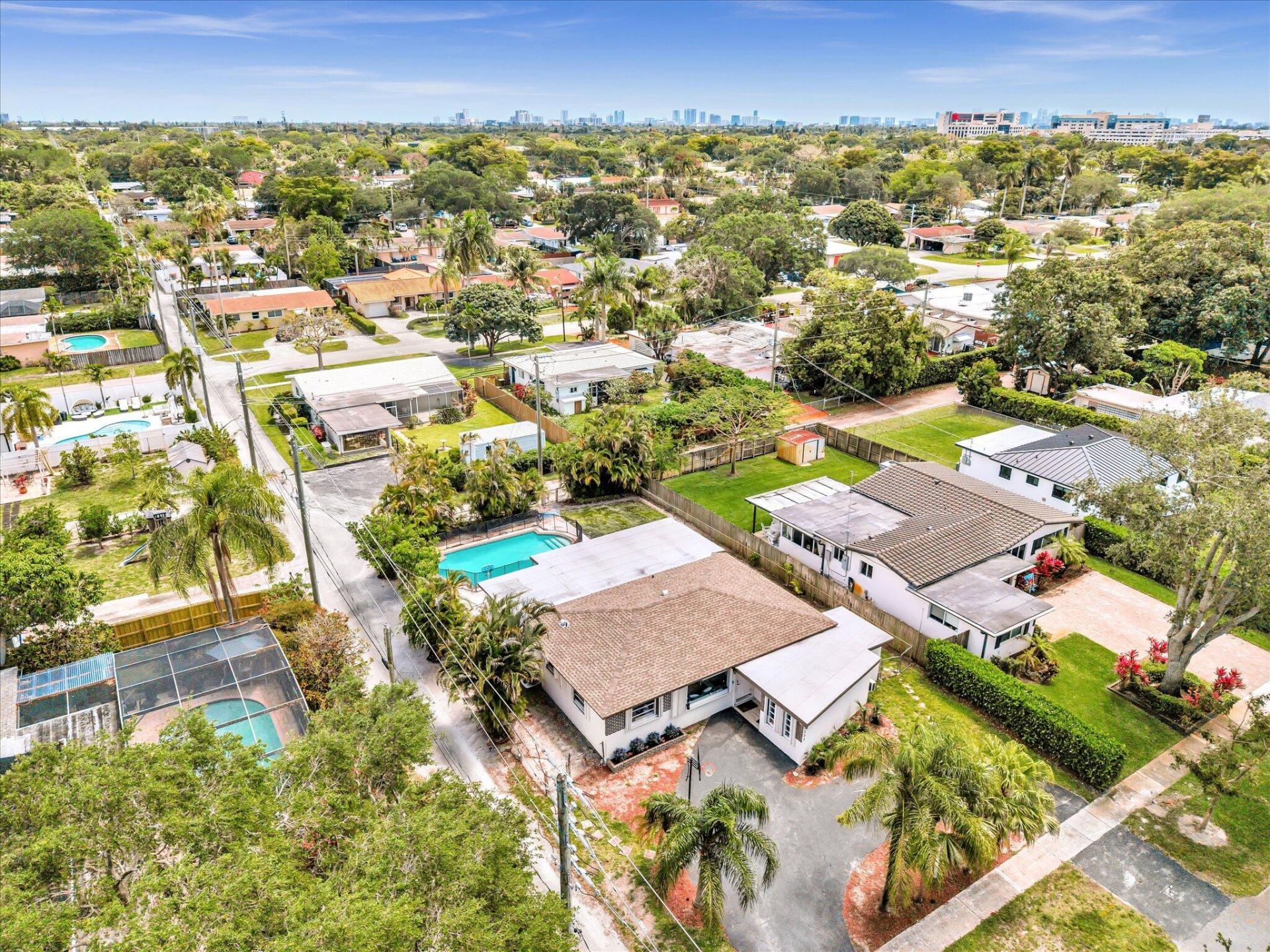 2003 N 42nd Avenue, Hollywood, FL 33021 Photo