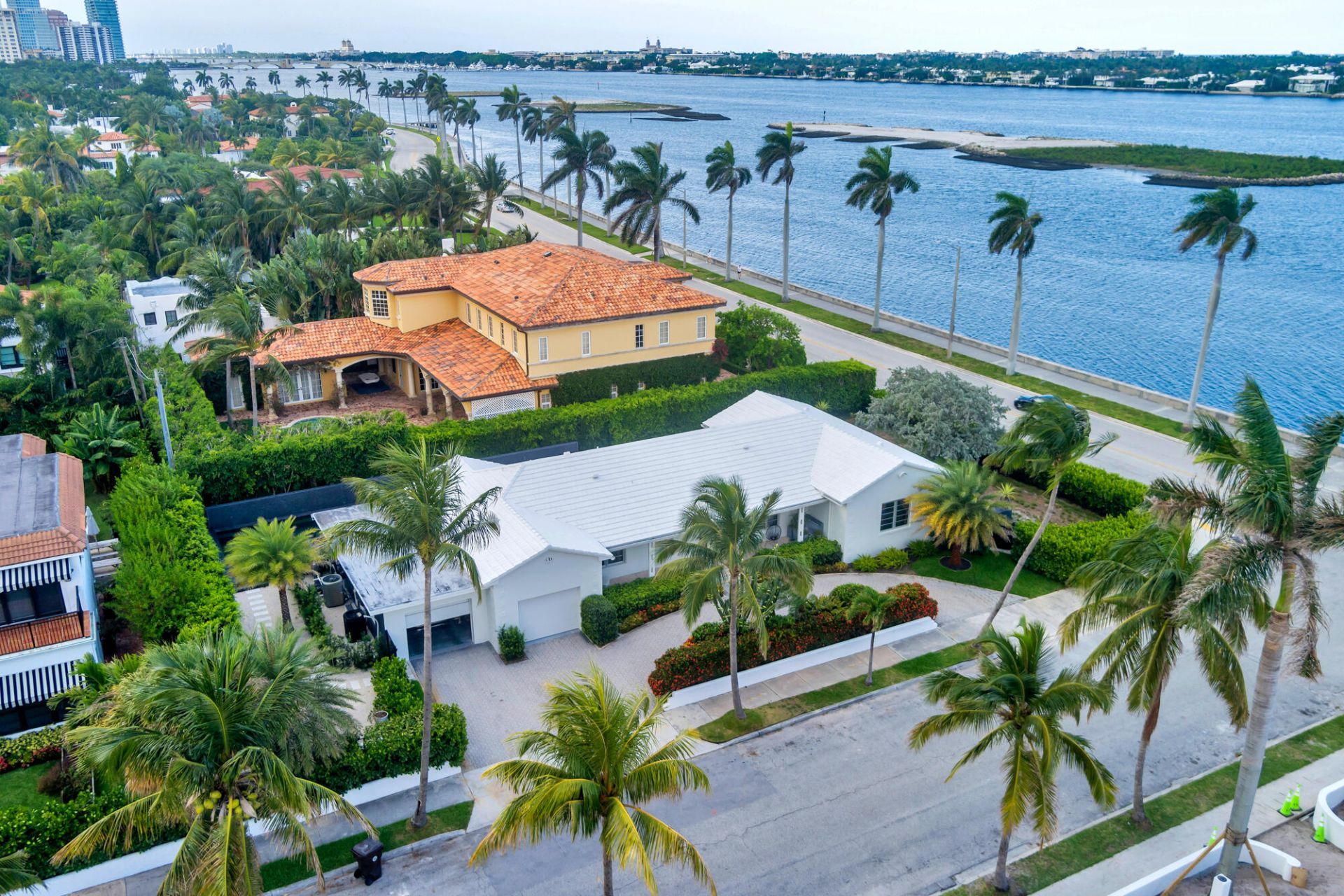185 Almeria Road, West Palm Beach, FL 33405 Photo