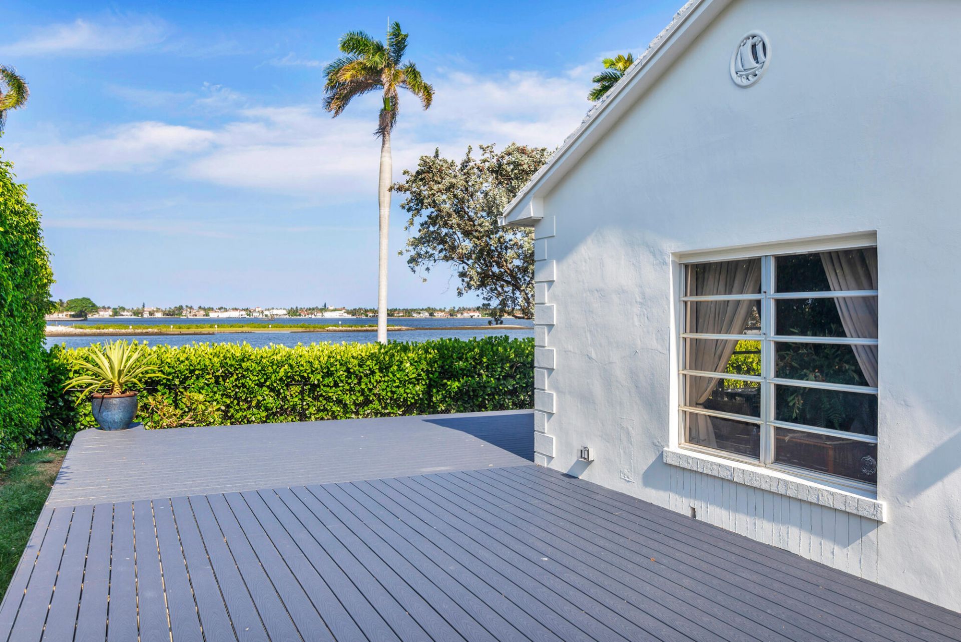 185 Almeria Road, West Palm Beach, FL 33405 Photo