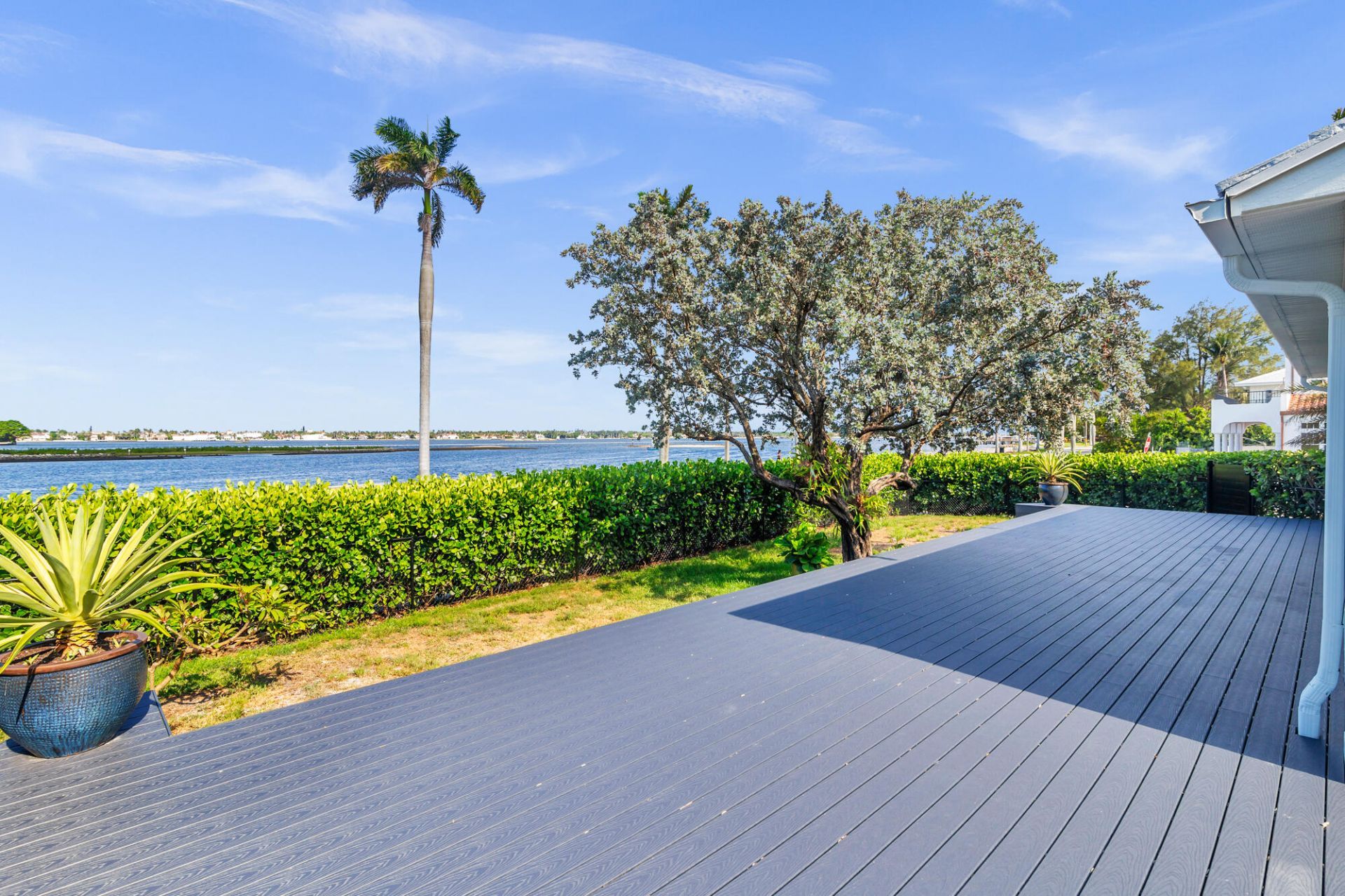 185 Almeria Road, West Palm Beach, FL 33405 Photo