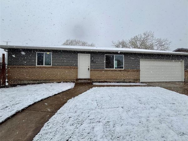 5564 Xapary Way , Denver, CO 80239