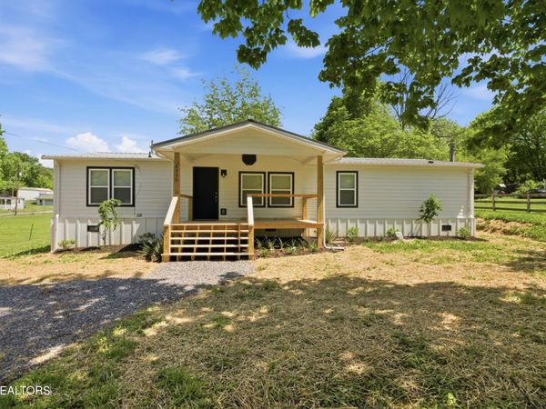 2330 Mynatt Rd, Knoxville, TN 37918