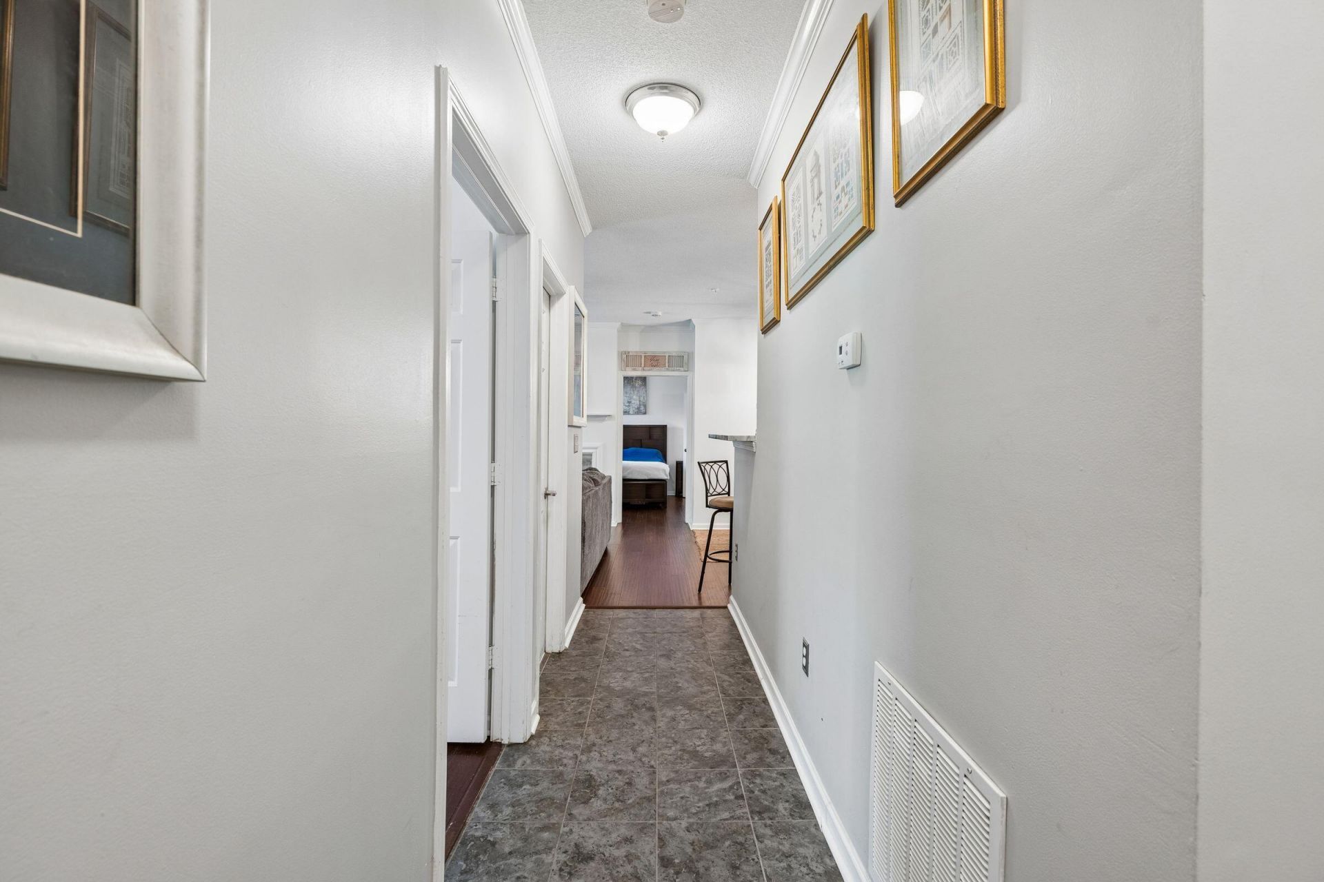 45 Sycamore Avenue Photo 11