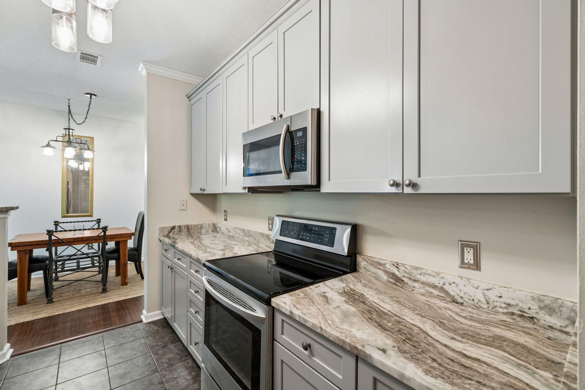 45 Sycamore Avenue Photo 24