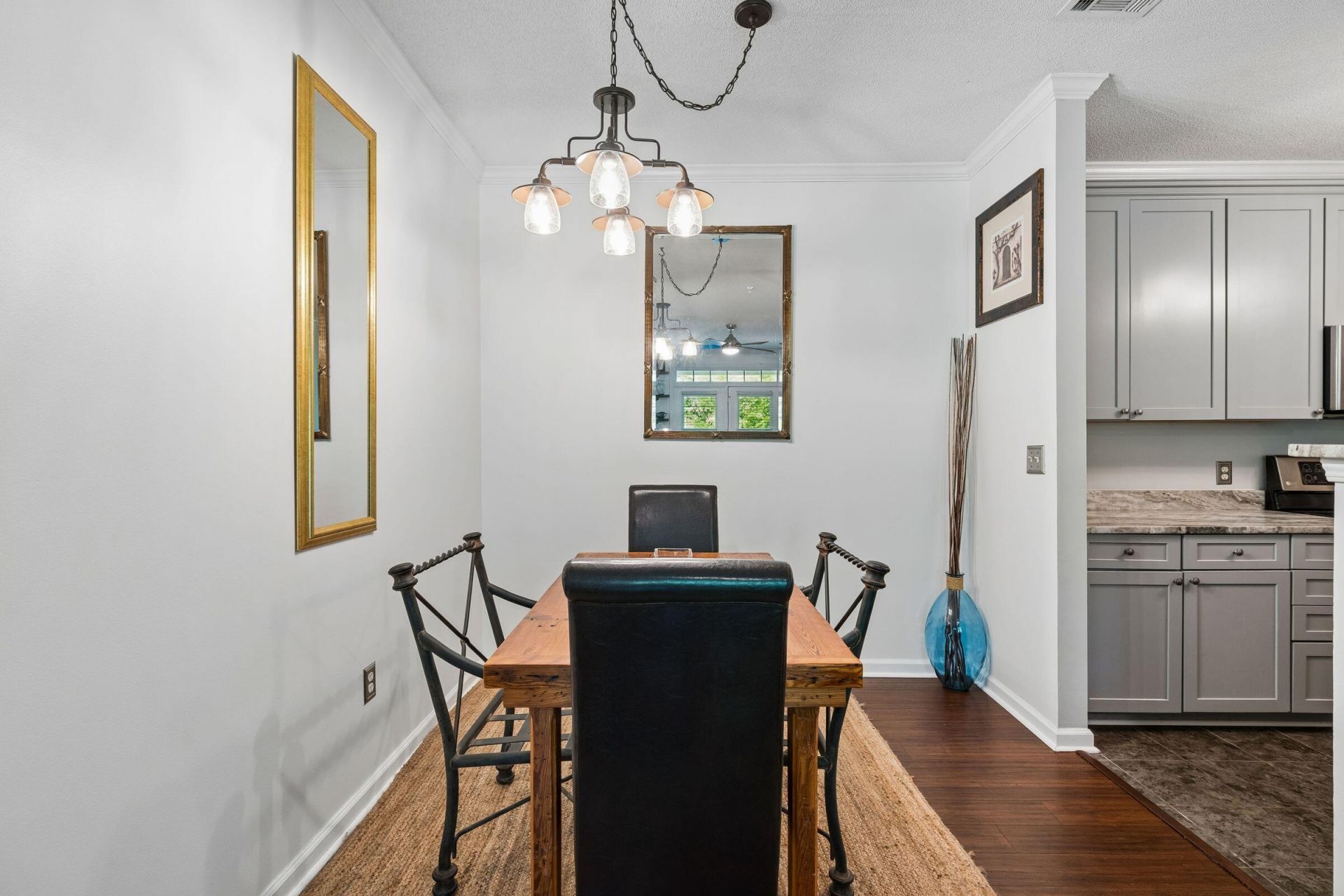 45 Sycamore Avenue Photo 28