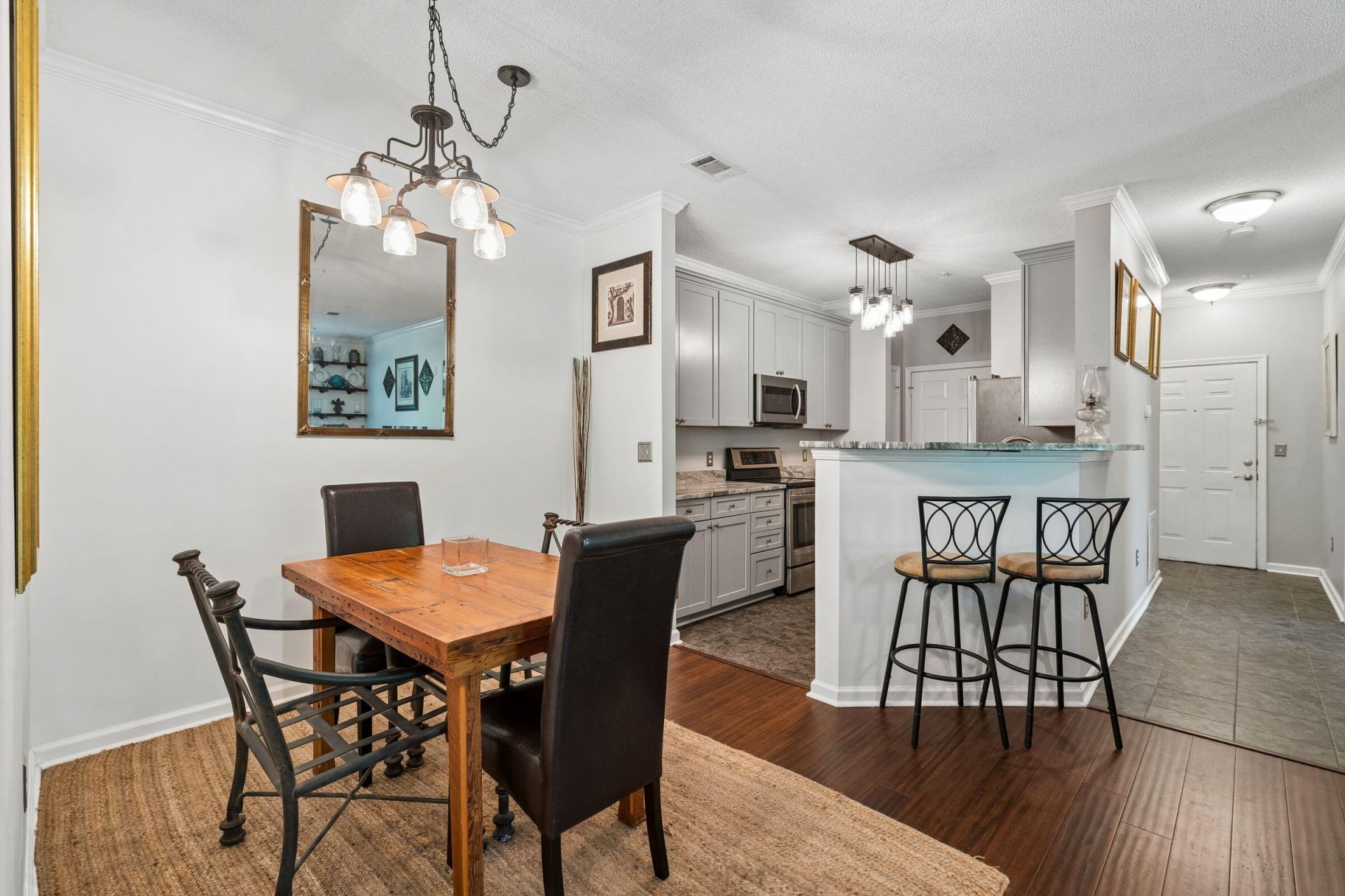 45 Sycamore Avenue Photo 29