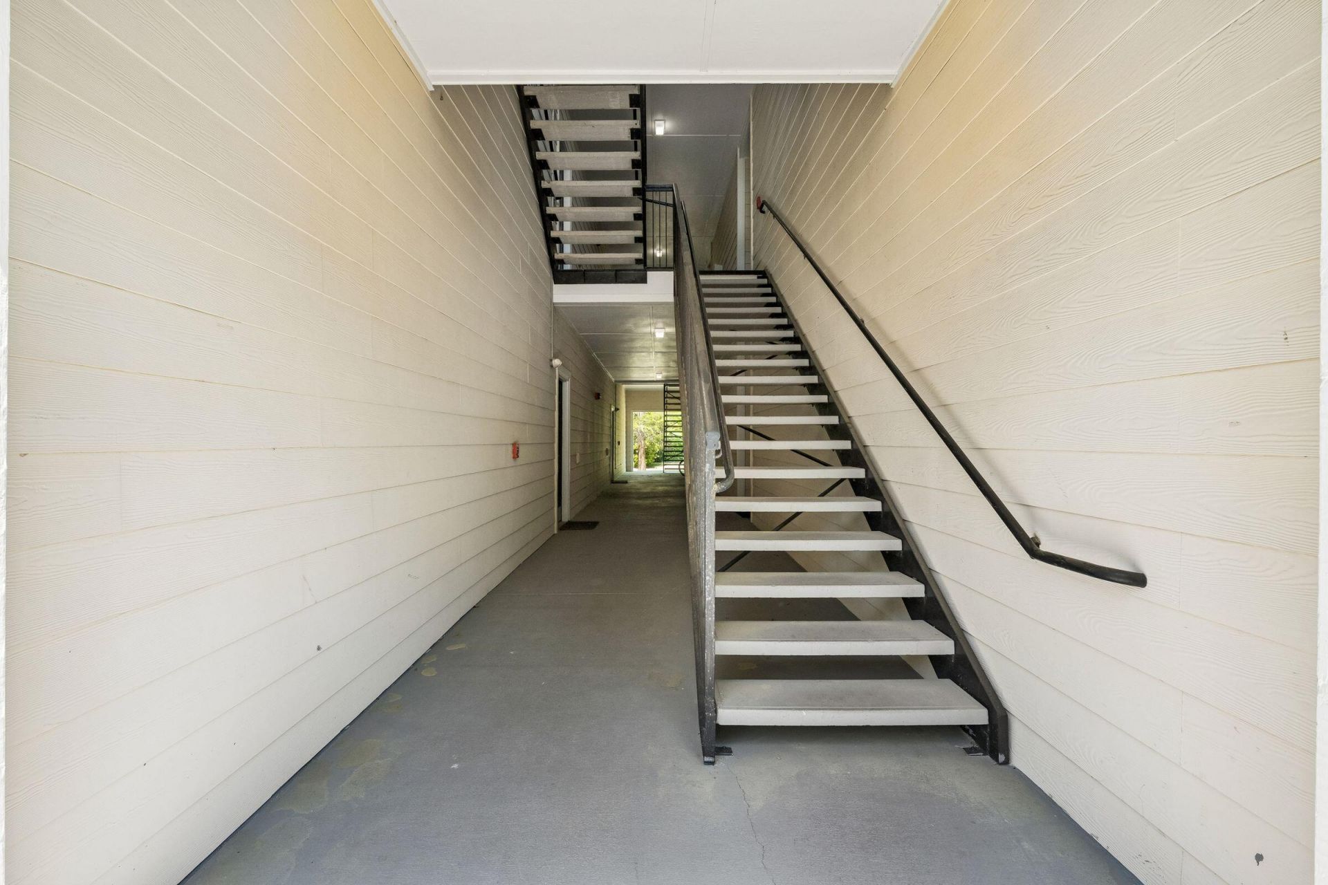 45 Sycamore Avenue Photo 7