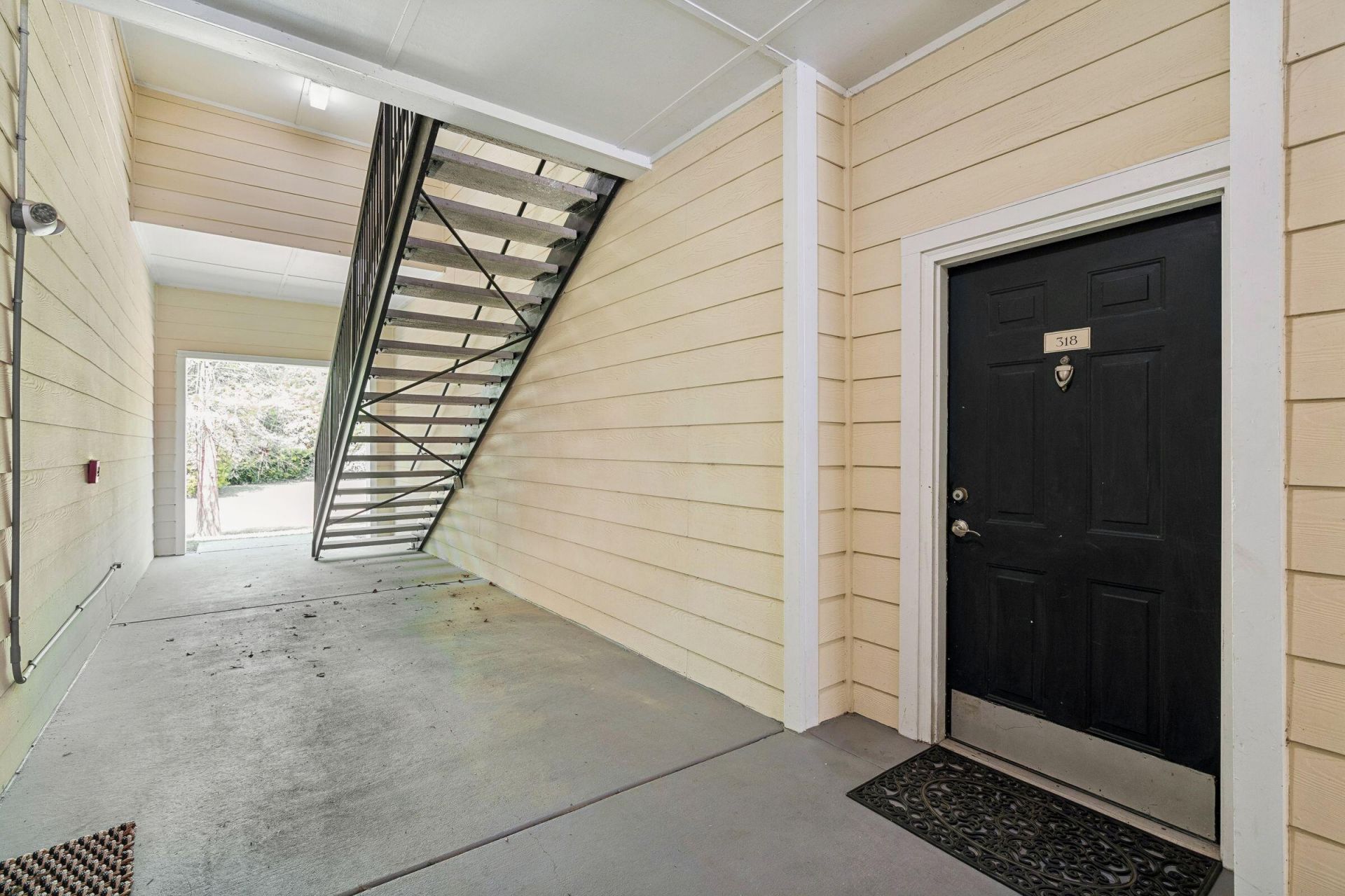 45 Sycamore Avenue Photo 8