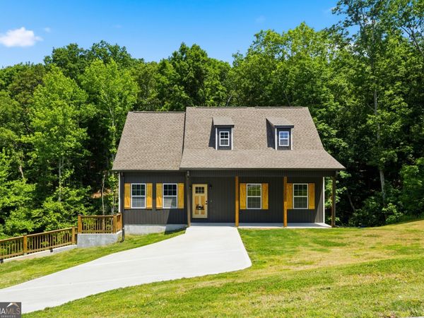 357 Orchard Way SE, Calhoun, GA 30701