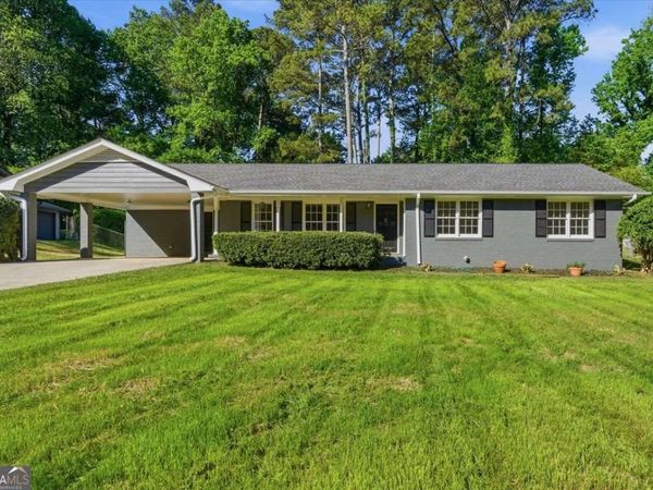 395 Ben Avenue SW, Lilburn, GA 30047