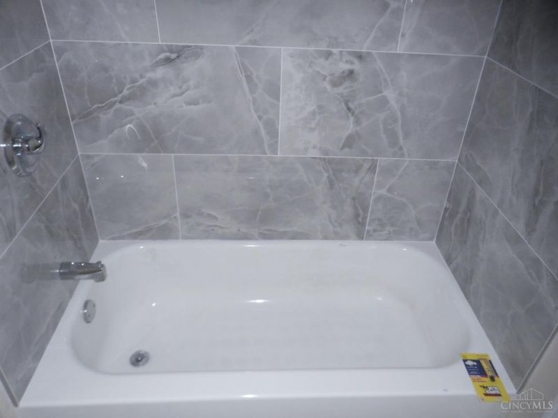 1930 Clarion Avenue, Cincinnati, OH 45207 Photo 15