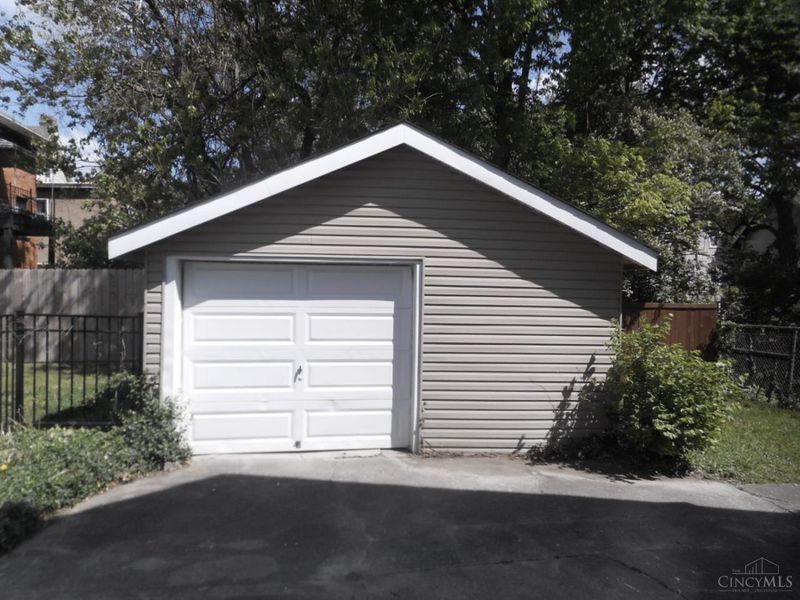 1930 Clarion Avenue, Cincinnati, OH 45207 Photo 6