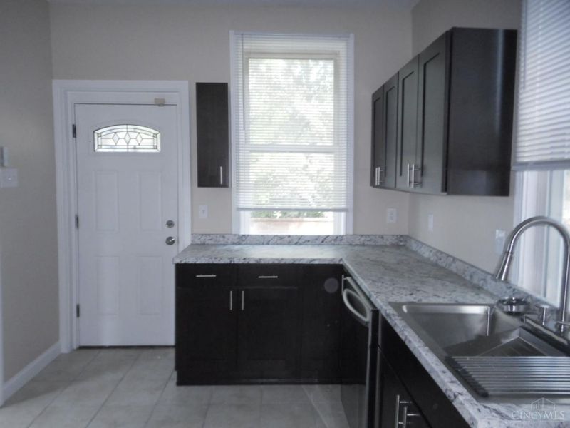 1930 Clarion Avenue, Cincinnati, OH 45207 Photo 7