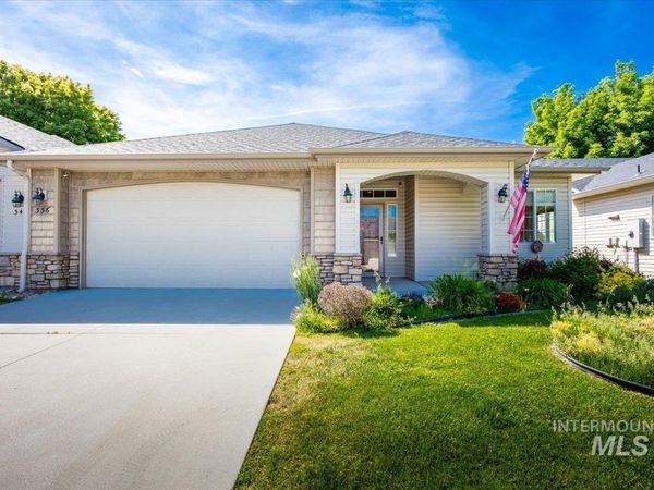 336 S Golden Eagle Lane, Eagle, ID 83616
