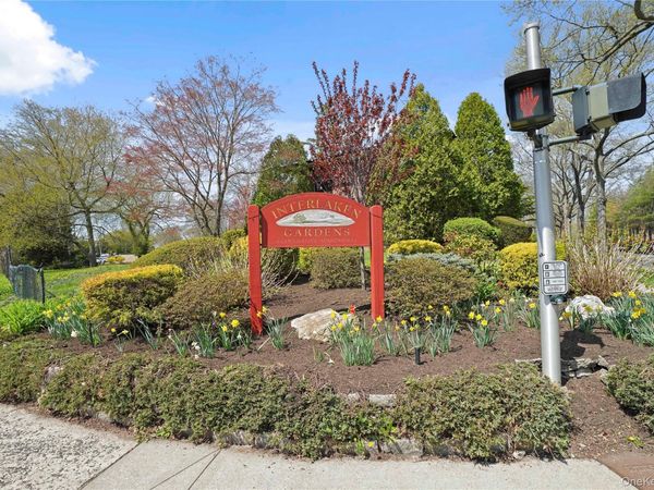 1209 California Road , Unit 2R, Eastchester, NY 10709