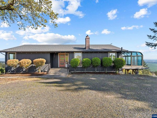 3700 Eagle Crest Rd NW, Salem, OR 97304