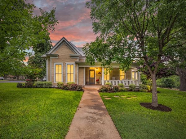 403 E 4th ST S, Georgetown, TX 78626