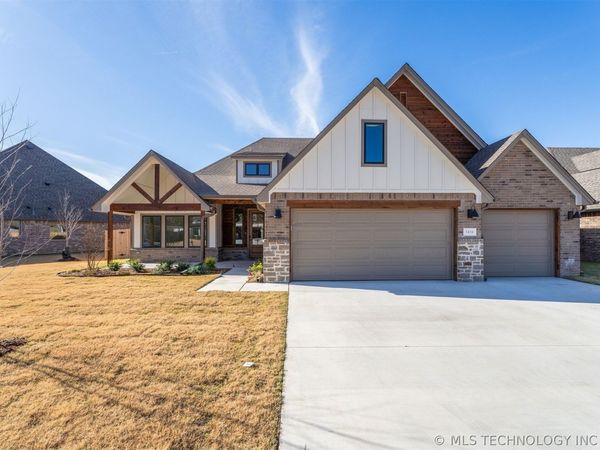 1433 N 71st Street , Broken Arrow, OK 74014