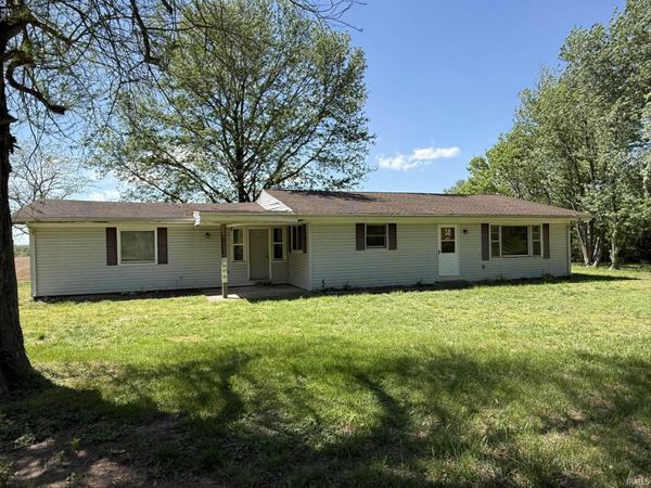 422 N Old Plank Road, Boonville, IN 47601
