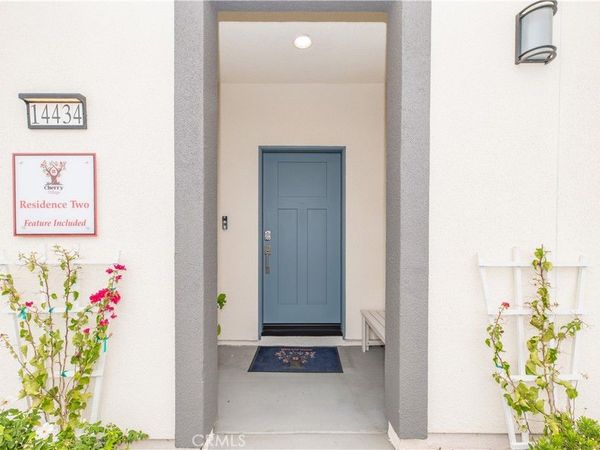 8185 Amerena Way, Fontana, CA 92335