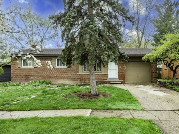 827 N Mansfield Street, Ypsilanti, MI 48197